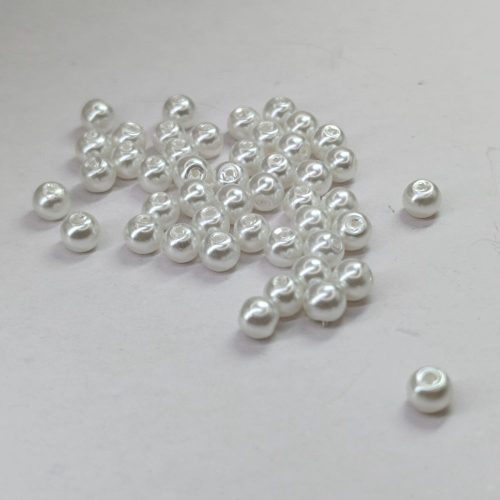 Üveg teklagyöngy - 4 mm - Fehér - 50 db 
