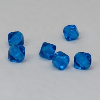Préselt rombusz gyöngy - 6 mm  -  Türkiz - 50 db