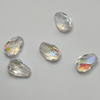 Cseh csiszolt csepp alakú gyöngy 10 x 7 mm Crystal AB