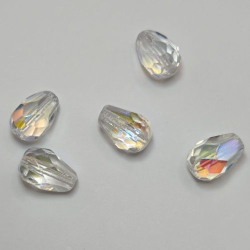 Cseh csiszolt csepp alakú gyöngy 10 x 7 mm Crystal AB