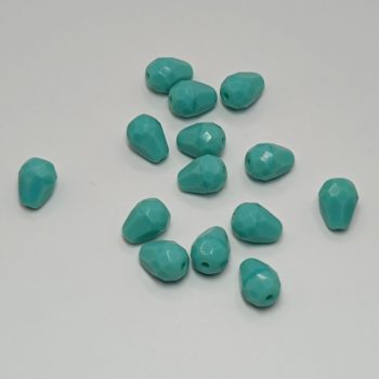 Cseh csiszolt csepp alakú gyöngy 9 x 7 mm Turquoise