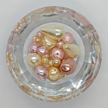 Cseh gyöngy mix - Pink / Cream - 25 g