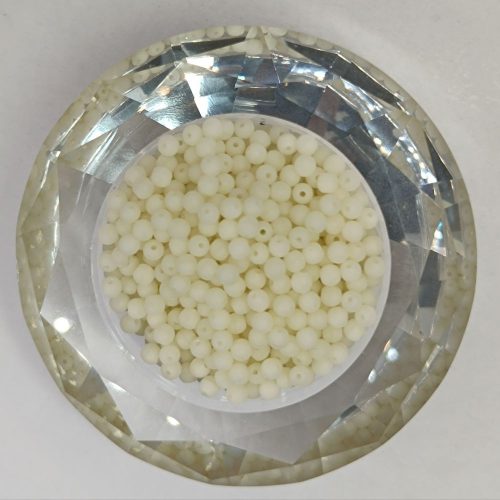 Cseh préselt golyó - 3 mm - Ivory Matted - 60 db 