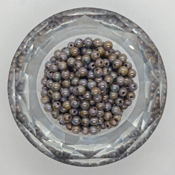   Cseh préselt golyó - 4 mm - Chalk White Blue Luster - 40 db 