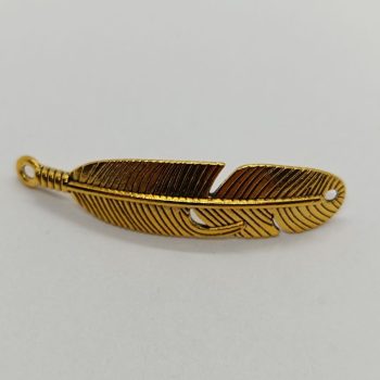 Fém toll medál - arany - 45 x 11 mm