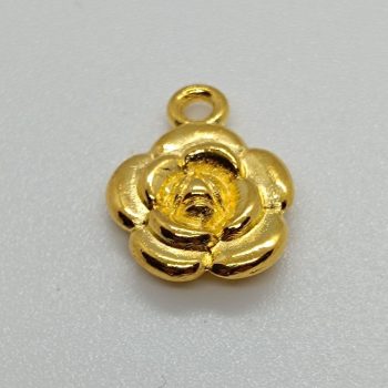 Fém virág medál - arany - 17 x 16 mm