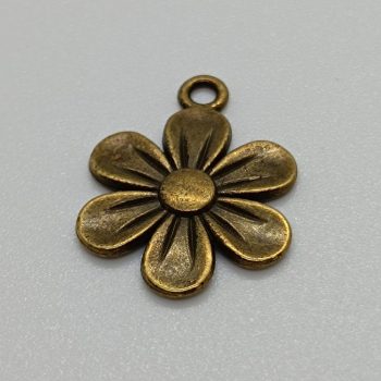 Fém virág medál - bronz- 22 x 18 mm