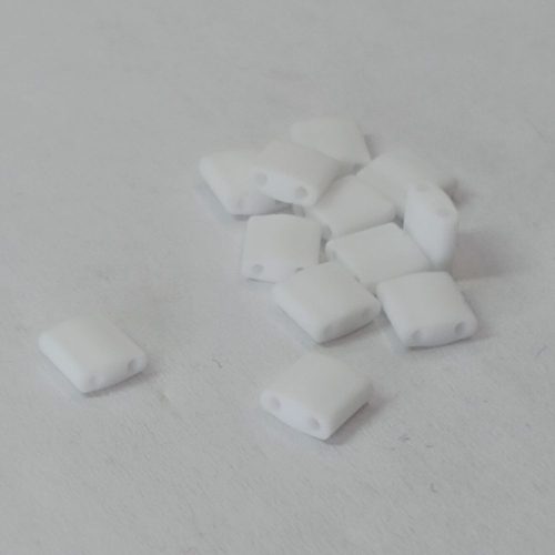 Miyuki tila gyöngy - Matted Opaque White