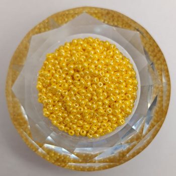 Preciosa kásagyöngy 9/0 - Opaque yellow limon - sfinx