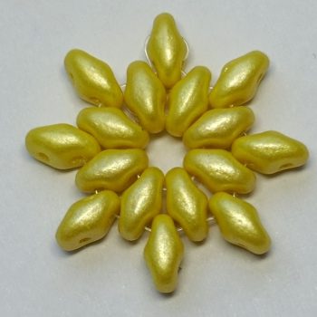 Superduo Cseh Préselt Gyöngy - Yellow - Pearl Shine